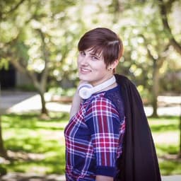Miranda Limonczenko avatar